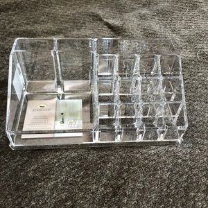 Makeup stand